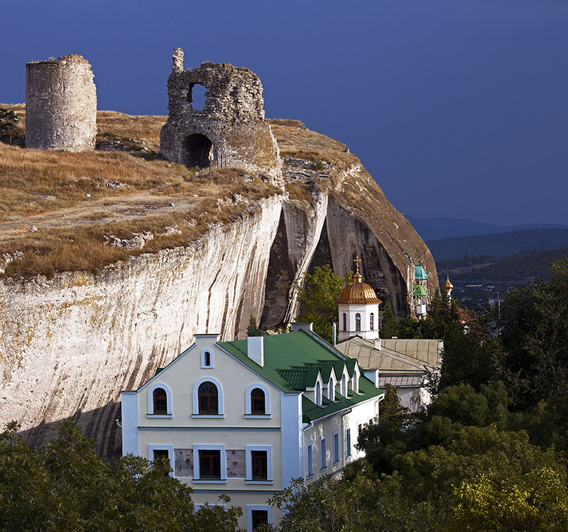 <span style="font-weight: bold;">"Рубины Инкермана" </span>